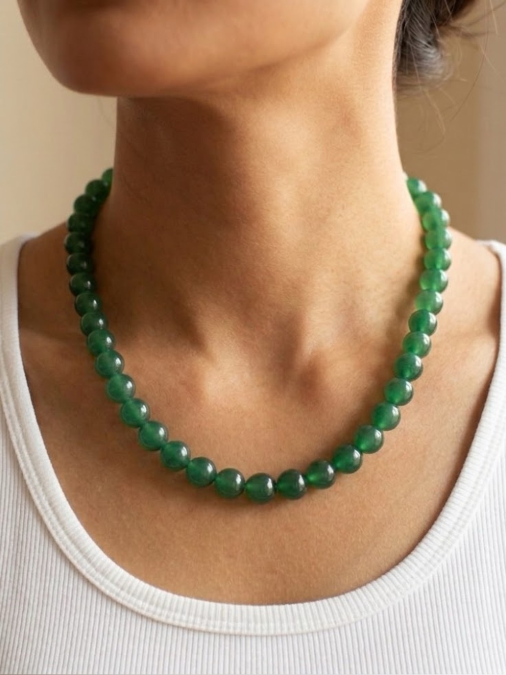 Green Agate Translucent Bead Necklace w Blue Box